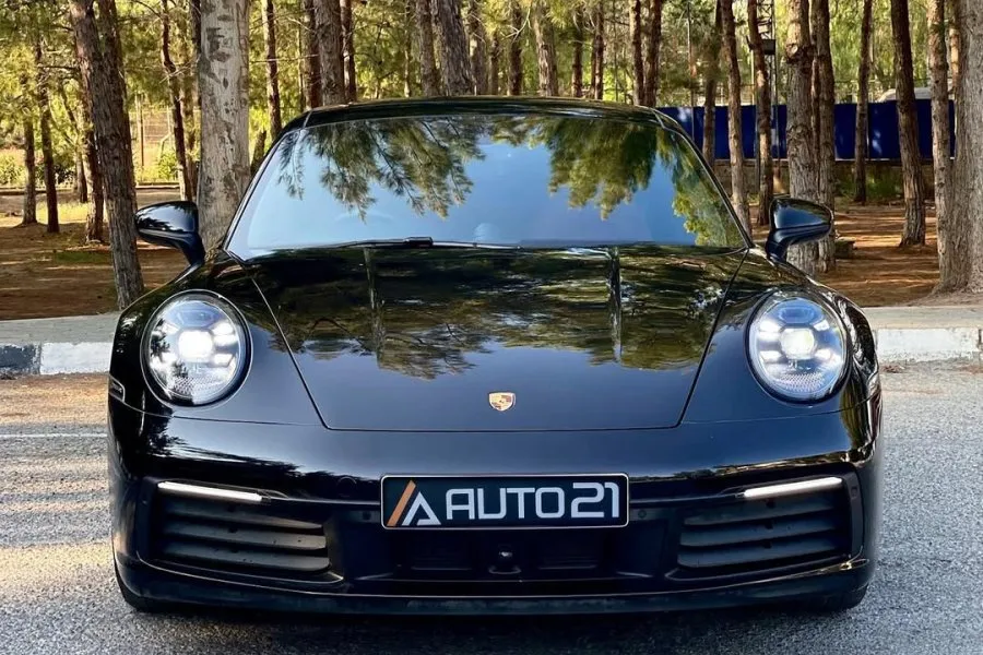2022 Model Porsche 911 Carrera